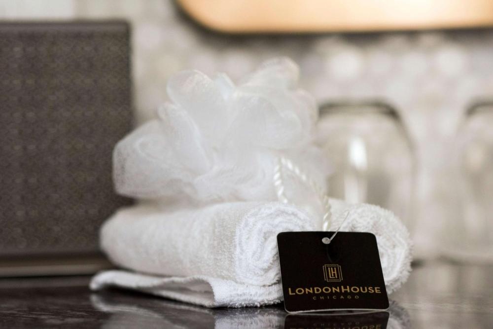 LondonHouse Chicago, Curio Collection by Hilton